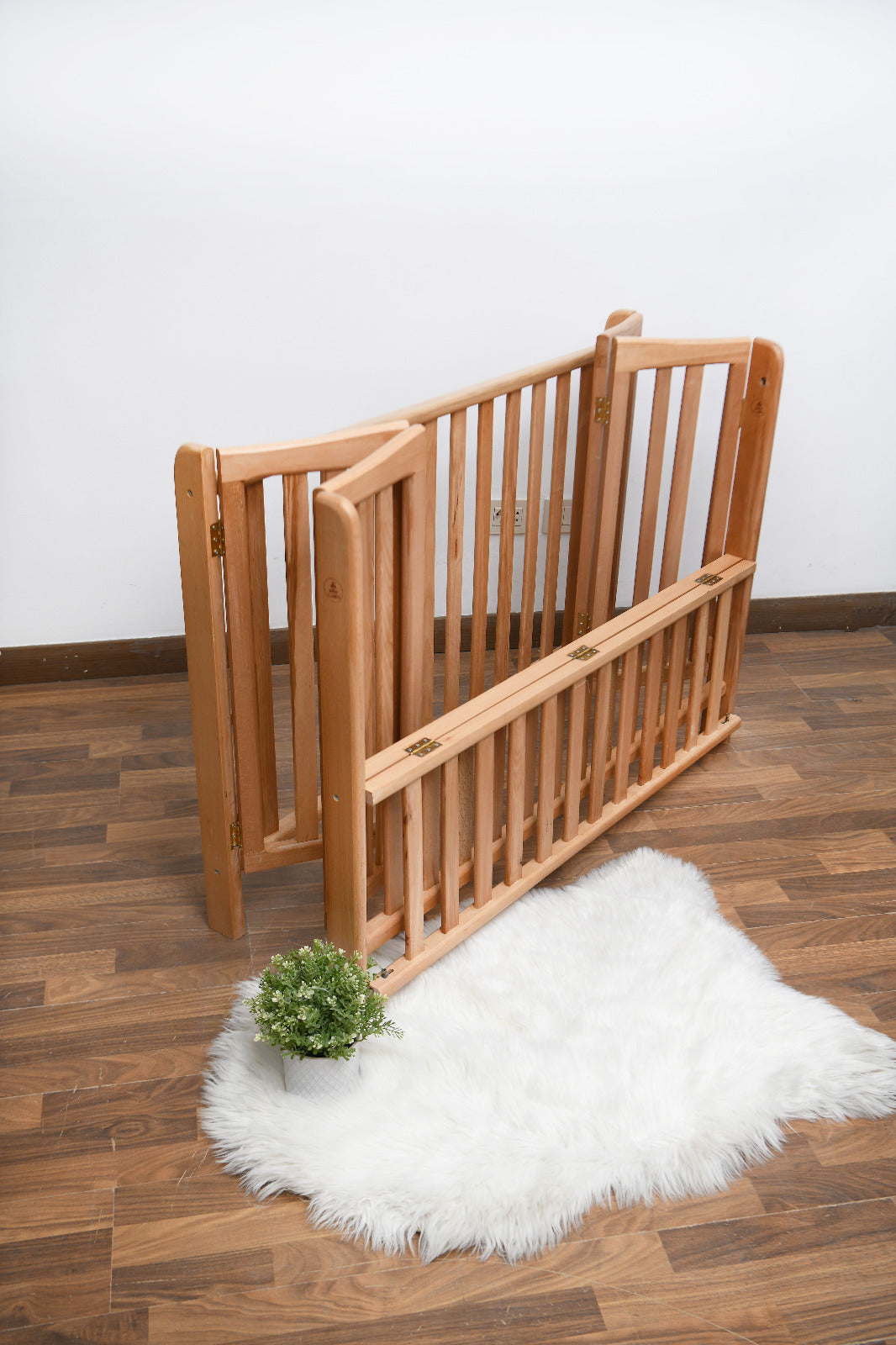 Wooden Rocking Baby Crib 1